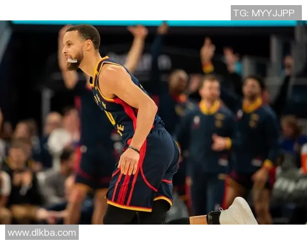 库里受伤将缺席接下来两场比赛，勇士队的挑战与机遇