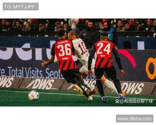 慕尼黑拜仁主场8-0大胜法兰克福，完美复仇取得胜利！